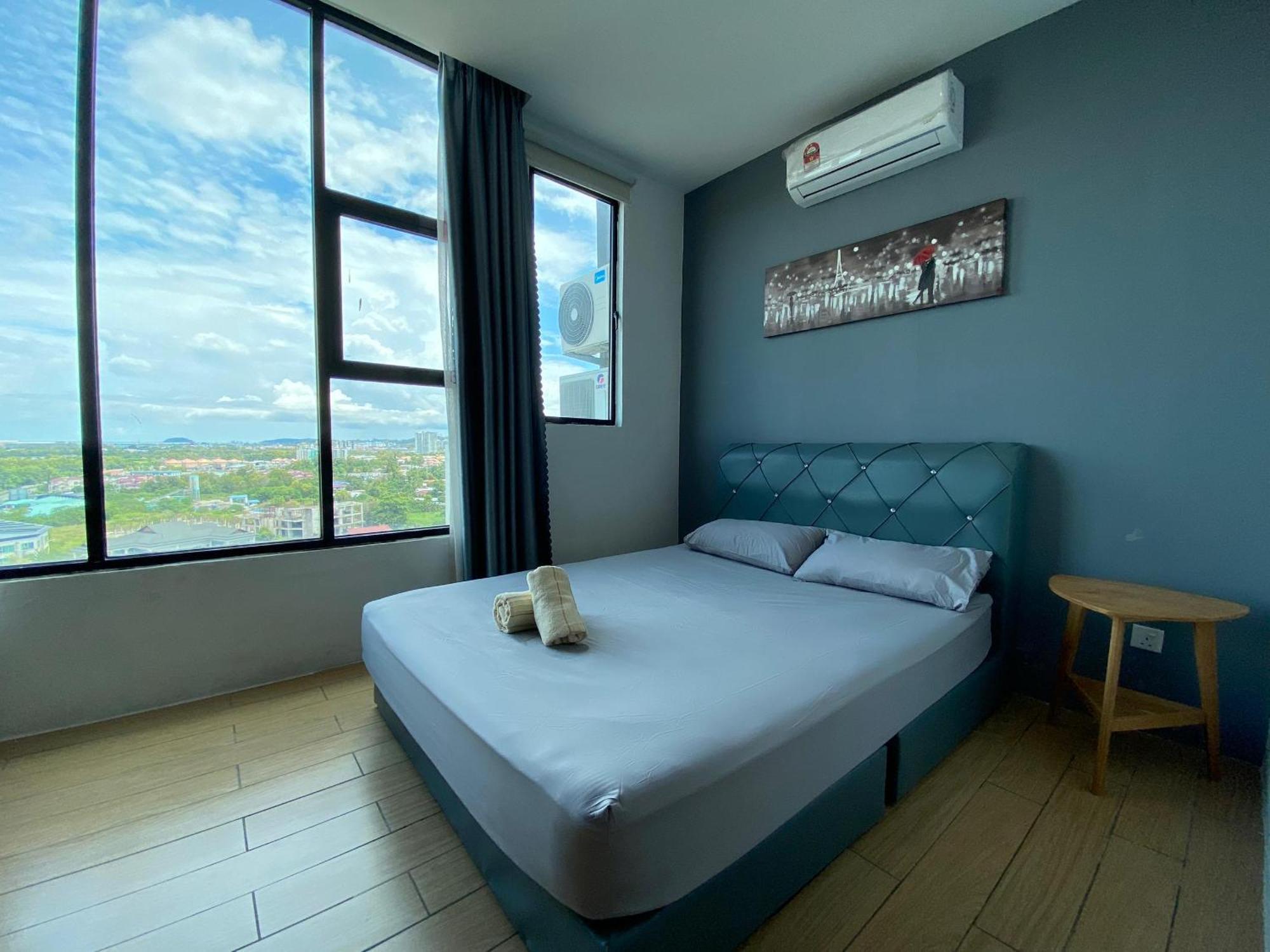 Manhattan Itcc By 8avenue * Kota Kinabalu